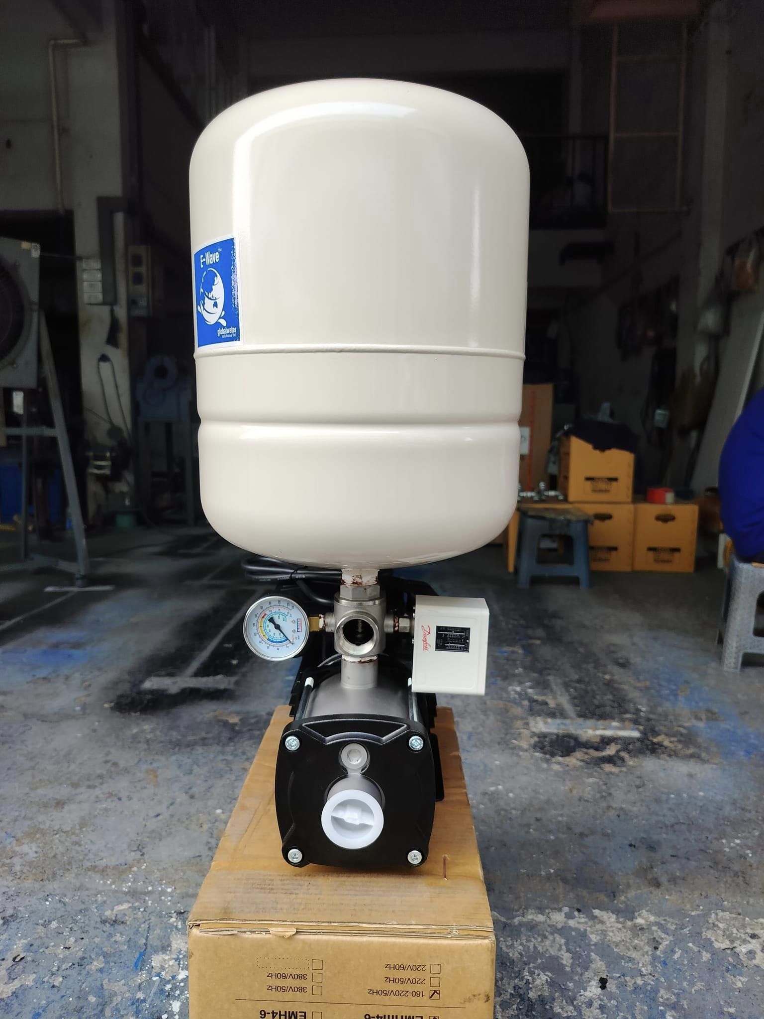 Package Automatic Pump LEO EMHm4-6